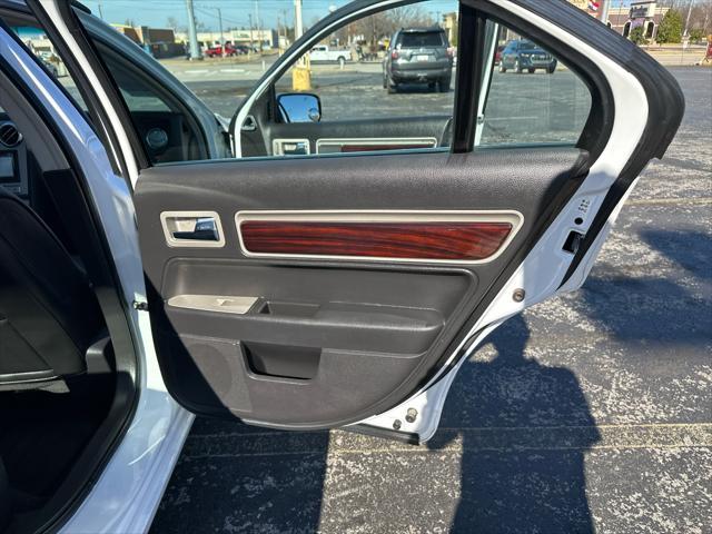 used 2006 Lincoln Zephyr car, priced at $9,495