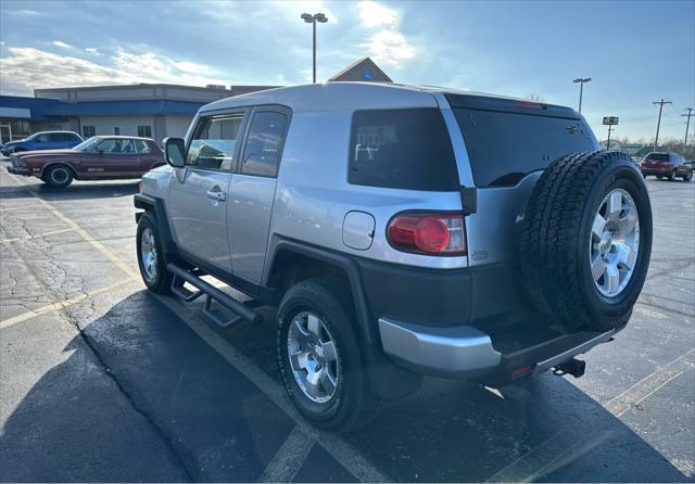 used 2007 Toyota FJ Cruiser car, priced at $13,995