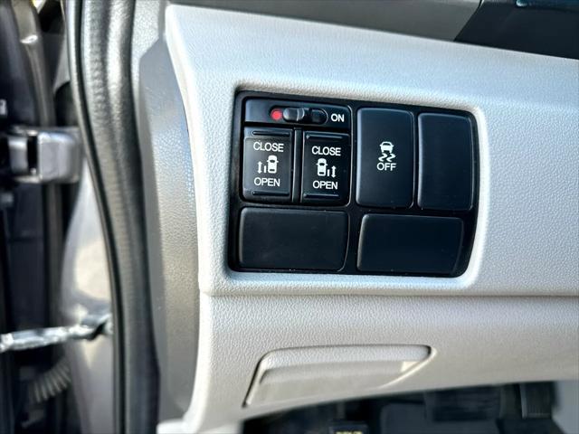 used 2016 Honda Odyssey car, priced at $14,995