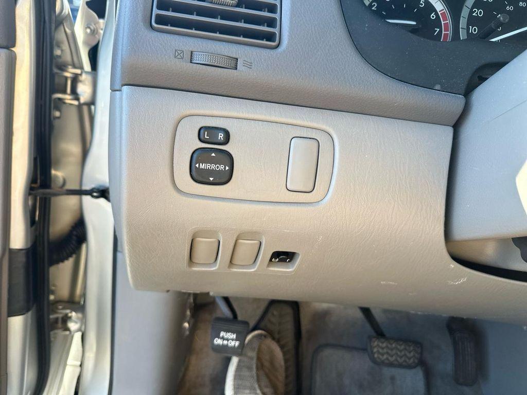 used 2006 Toyota Sienna car, priced at $11,495