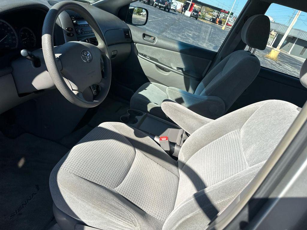 used 2006 Toyota Sienna car, priced at $11,495