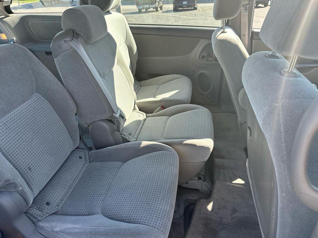 used 2006 Toyota Sienna car, priced at $11,495