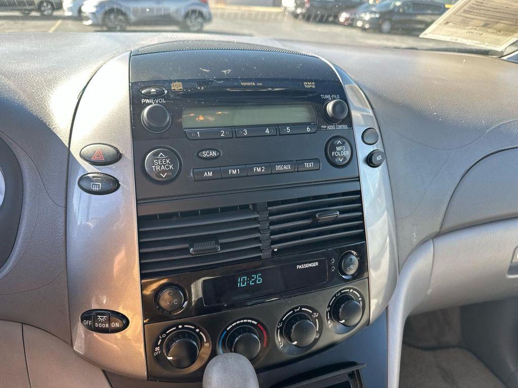 used 2006 Toyota Sienna car, priced at $11,495