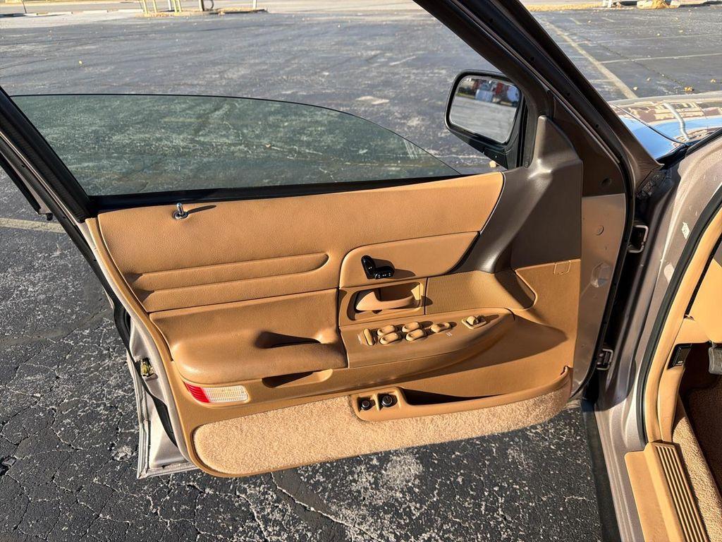 used 1995 Ford Crown Victoria car, priced at $12,495