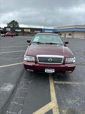 used 2008 Mercury Grand Marquis car, priced at $12,995