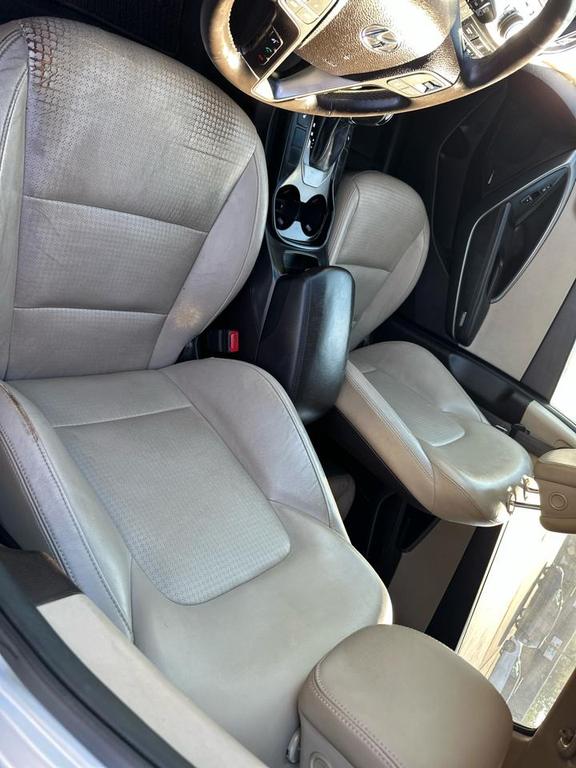 used 2013 Hyundai Santa Fe car, priced at $14,495