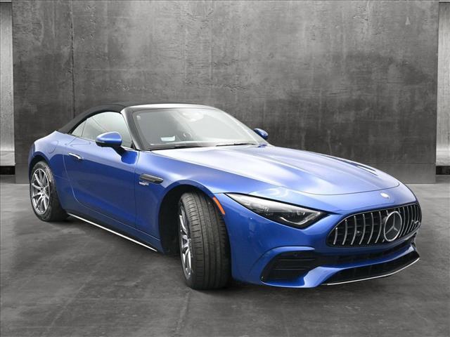 new 2024 Mercedes-Benz AMG SL 43 car, priced at $118,335