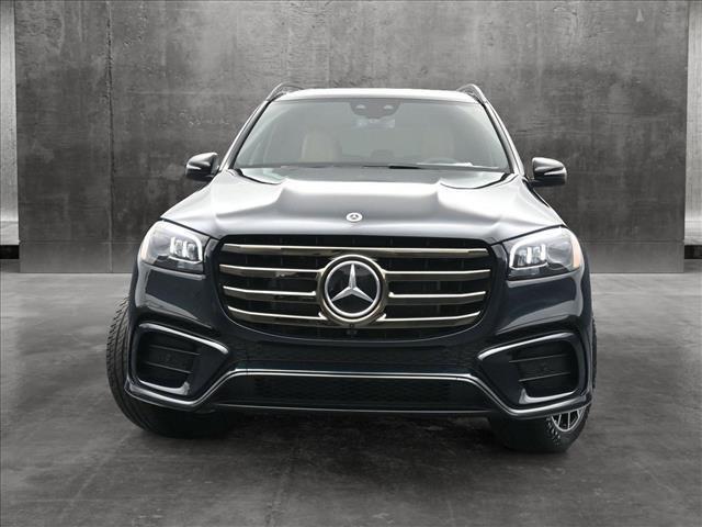 new 2024 Mercedes-Benz GLS 580 car, priced at $118,910