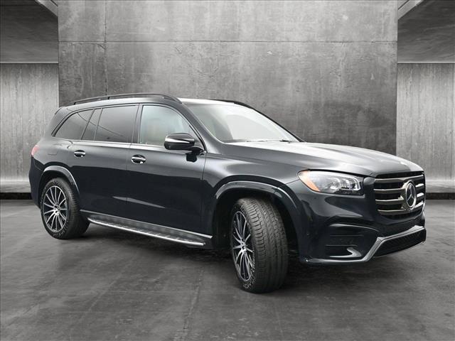 new 2024 Mercedes-Benz GLS 580 car, priced at $118,910