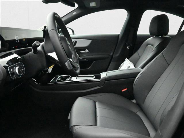 new 2025 Mercedes-Benz CLA 250 car, priced at $45,500