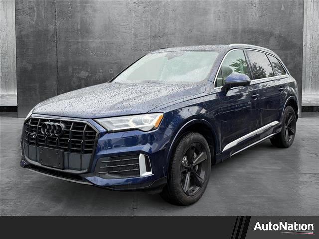 used 2020 Audi Q7 car, priced at $27,490