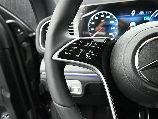 new 2025 Mercedes-Benz GLE 450e car, priced at $82,345