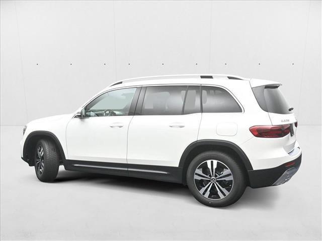 new 2025 Mercedes-Benz GLB 250 car, priced at $46,550