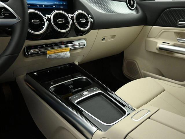 new 2025 Mercedes-Benz GLA 250 car, priced at $44,250