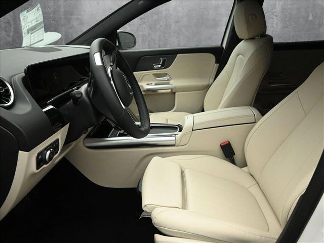 new 2025 Mercedes-Benz GLA 250 car, priced at $44,250