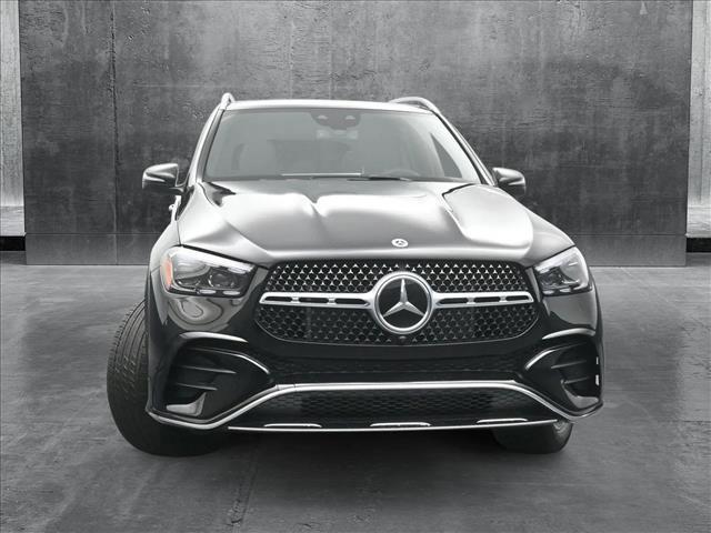 new 2025 Mercedes-Benz GLE 450 car, priced at $87,190