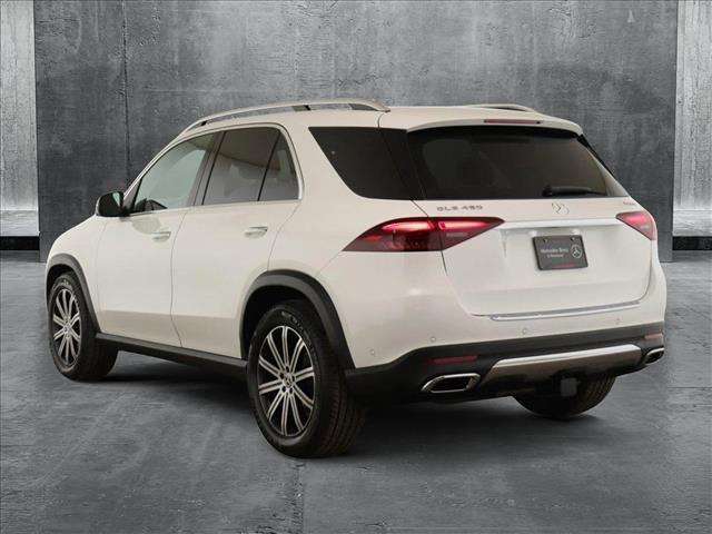 new 2025 Mercedes-Benz GLE 450 car, priced at $78,335