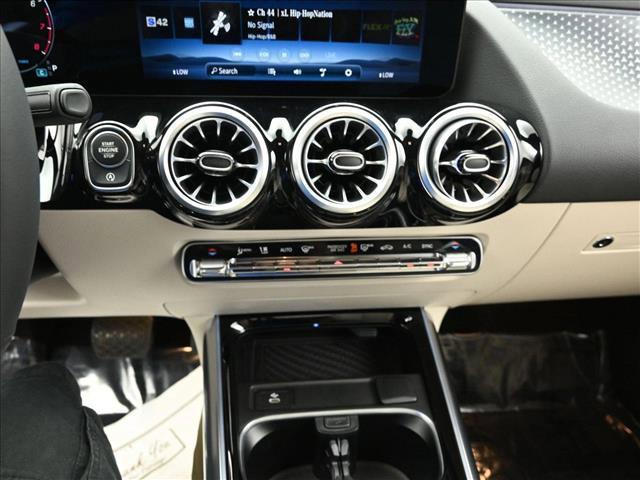 used 2025 Mercedes-Benz GLA 250 car, priced at $42,250