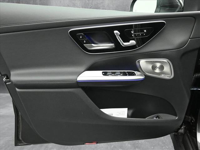 new 2025 Mercedes-Benz GLC 350e car, priced at $71,945