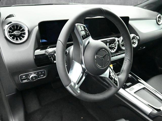 new 2025 Mercedes-Benz GLA 250 car, priced at $48,495
