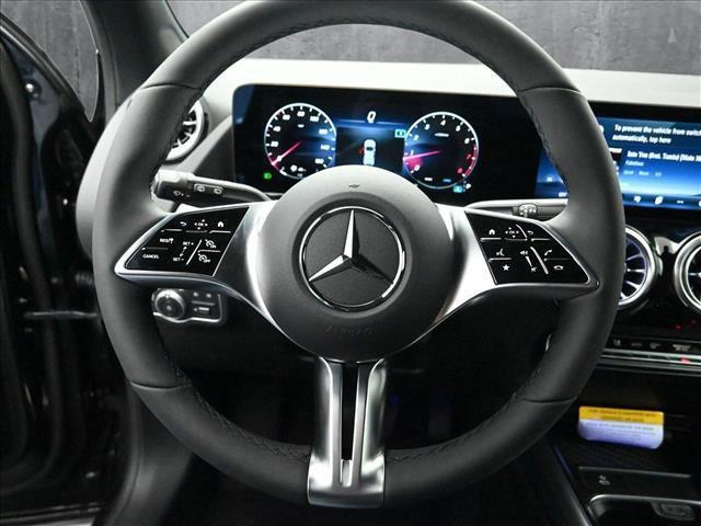 new 2025 Mercedes-Benz GLA 250 car, priced at $48,495