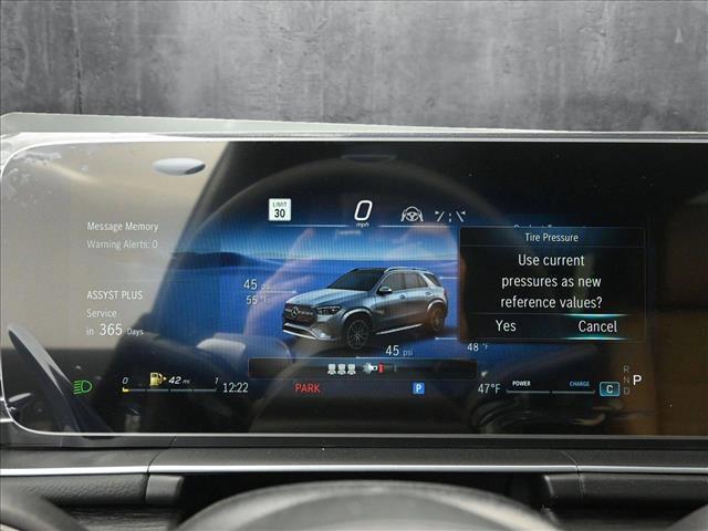 new 2025 Mercedes-Benz GLE 580 car, priced at $97,595