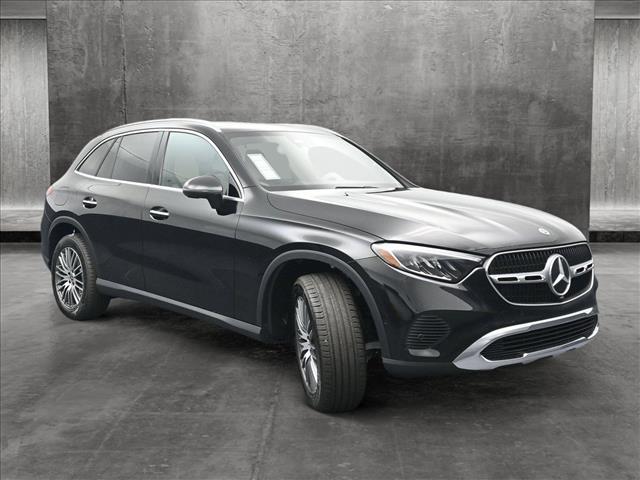 new 2024 Mercedes-Benz GLC 300 car, priced at $53,415