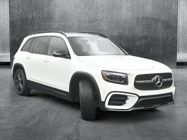 new 2025 Mercedes-Benz GLB 250 car, priced at $57,835