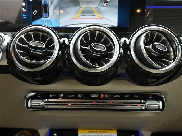 new 2025 Mercedes-Benz GLB 250 car, priced at $53,220