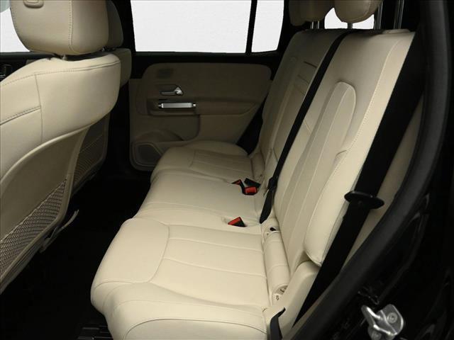 new 2025 Mercedes-Benz GLB 250 car, priced at $53,220