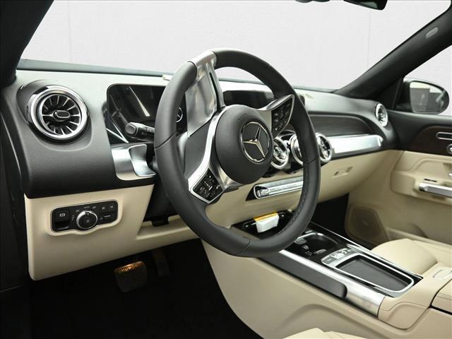 new 2025 Mercedes-Benz GLB 250 car, priced at $53,220