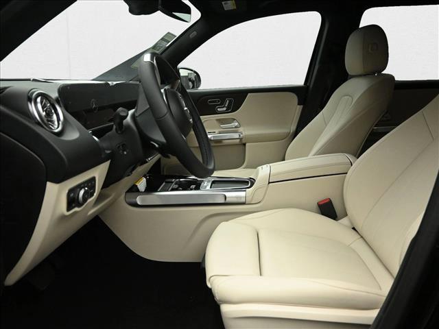 new 2025 Mercedes-Benz GLB 250 car, priced at $53,220