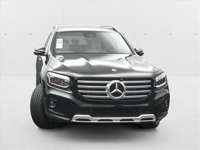new 2025 Mercedes-Benz GLB 250 car, priced at $53,220