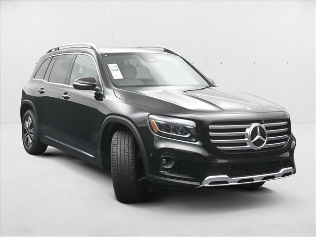 new 2025 Mercedes-Benz GLB 250 car, priced at $53,220