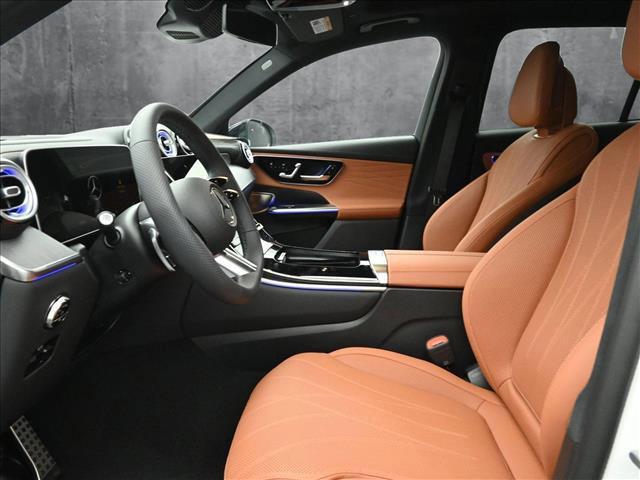 new 2025 Mercedes-Benz GLC 300 car, priced at $70,085