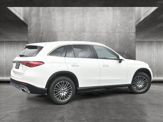 new 2025 Mercedes-Benz GLC 300 car, priced at $53,385