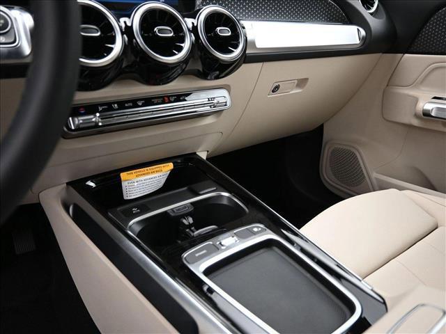 new 2025 Mercedes-Benz GLB 250 car, priced at $46,550