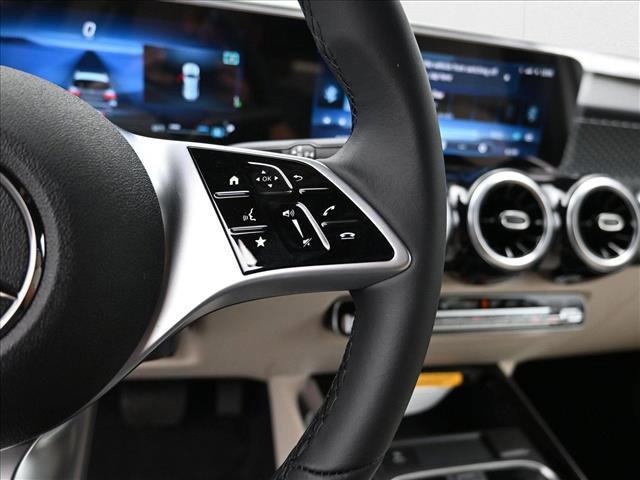 new 2025 Mercedes-Benz GLB 250 car, priced at $46,550