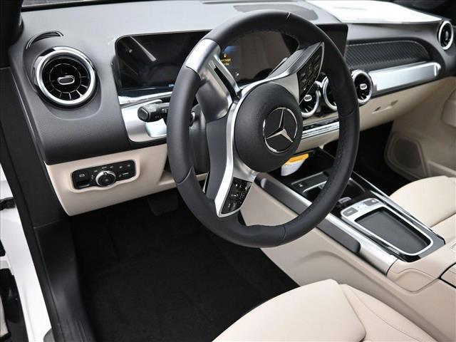 new 2025 Mercedes-Benz GLB 250 car, priced at $46,550