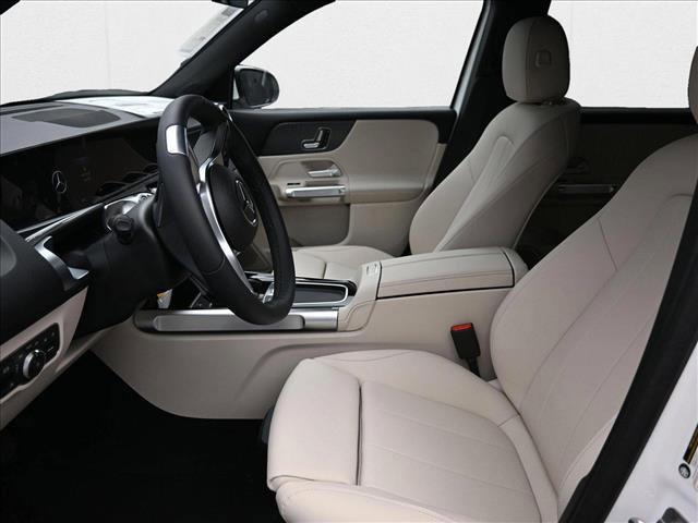 new 2025 Mercedes-Benz GLB 250 car, priced at $46,550