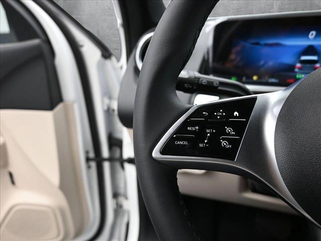 new 2025 Mercedes-Benz GLB 250 car, priced at $46,550