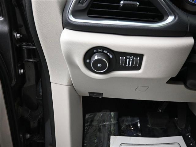 used 2019 Chrysler Pacifica car, priced at $17,450
