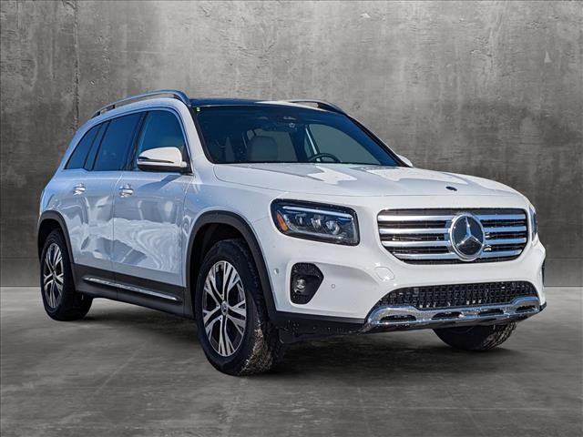 new 2024 Mercedes-Benz GLB 250 car, priced at $51,325