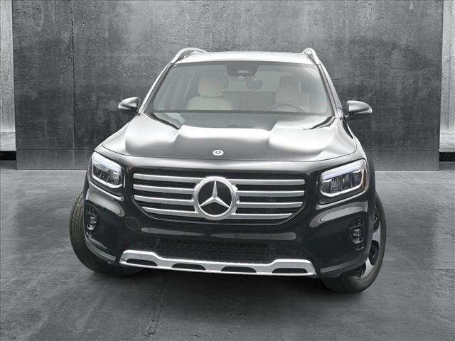 new 2025 Mercedes-Benz GLB 250 car, priced at $53,965