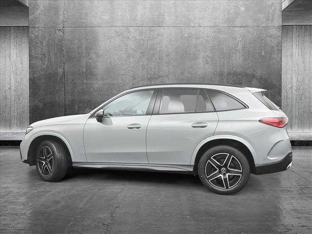 new 2025 Mercedes-Benz GLC 300 car, priced at $62,025