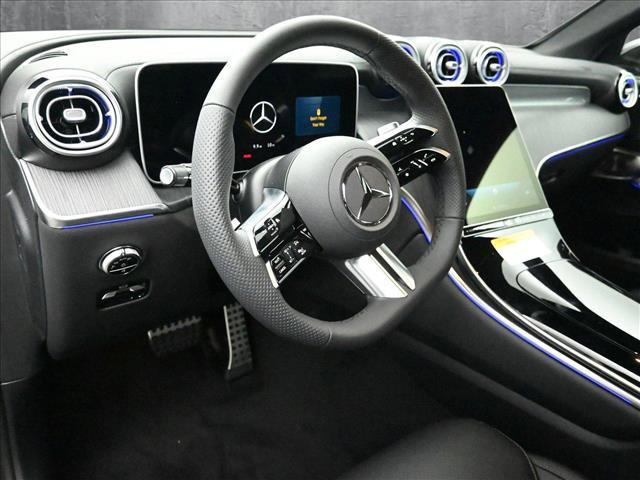 new 2025 Mercedes-Benz GLC 300 car, priced at $62,025