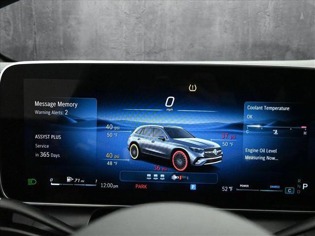 new 2025 Mercedes-Benz GLC 300 car, priced at $62,025