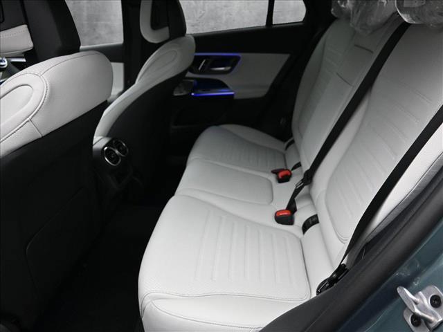 new 2025 Mercedes-Benz GLC 300 car, priced at $68,675