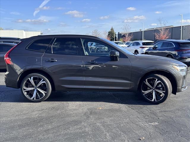 used 2022 Volvo XC60 car, priced at $35,725