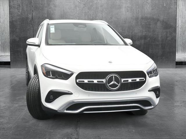 new 2025 Mercedes-Benz GLA 250 car, priced at $48,495